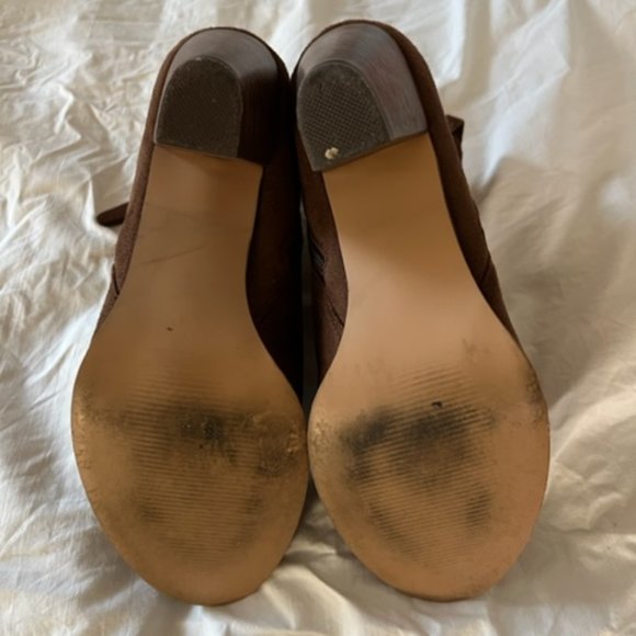 Boots - Picture 4 of 5